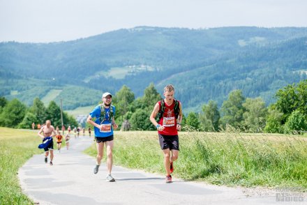 Uczestnicy V Półmaratonu Wiślańskiego i Wiślańskiej Dziesiątki