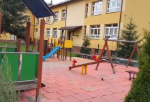 Plac zabaw przy Szkole Podstawowej nr 5 Wisła Jawornik