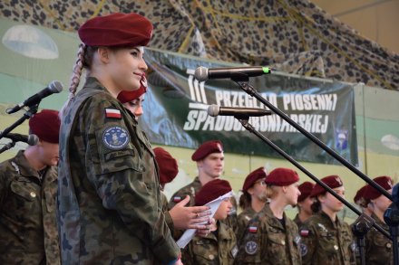 X Piknik Spadochroniarski - źródło: Skoczek Spadochronowy Służb Ochrony