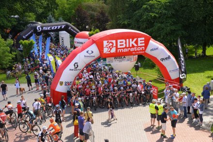 Kolarze na starcie/fot. BikeMaraton.com.pl