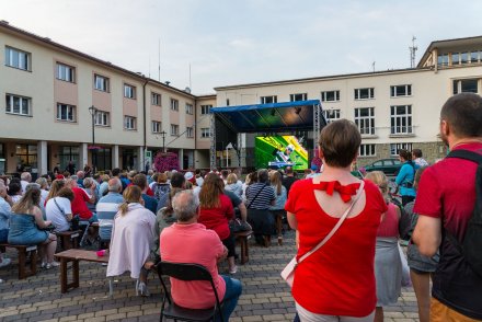 Transmisja skoków narciarskich