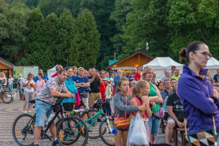 Transmisja skoków narciarskich