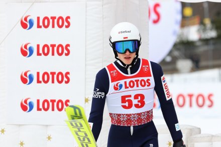 Tomasz Pilch  w czasie Pucharu Kontynentalnego w skokach narciarskich w Zakopanem