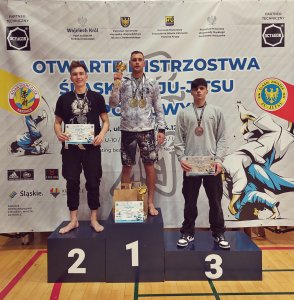 Bartosz Baczyński na II stopniu podium