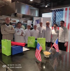 Uczestnicy i jury konkursu kulinarnego