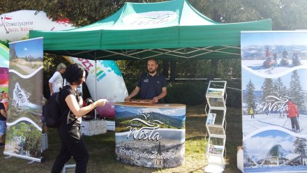 Stoisko promocyjne miasta Wisła w Łazienkach Królewskich