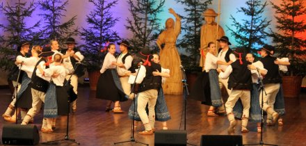 Fragment występu zespołu "Bystrzyca"