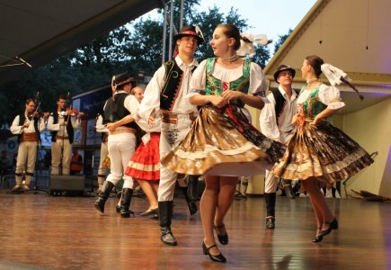 Fragment występu zespołu "Bystrzyca"