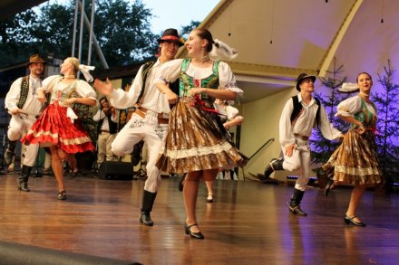 Fragment występu zespołu "Bystrzyca"