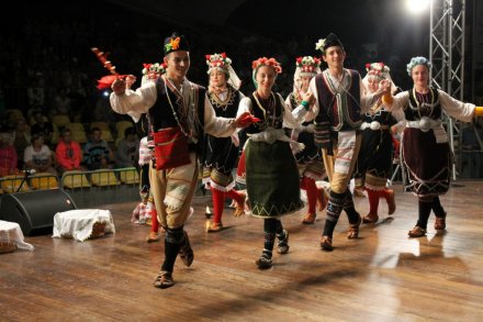 Fragment występu zespołu z Macedonii