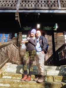 Turyści przed zameczkiem