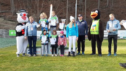 Najmłodsze zawodniczki na podium zawodów