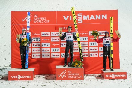 Najlepsi na podium niedzielnych zawodów