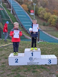 Zawodnicy WSS Wisła na podium