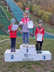 Zawodnicy WSS Wisła na podium