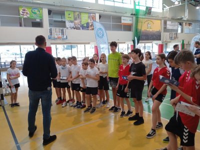 Jedna z grup uczniów uczestniczących w festiwalu