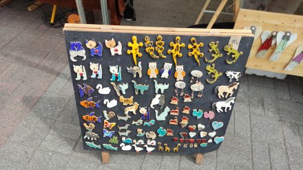 Stoiska podczas jarmarku "Artystyczna Majówka"