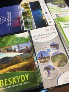 Materiały na polskim stoisku