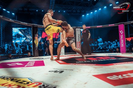 Pokazy MMA