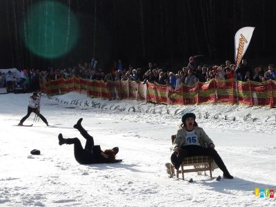 Zjazdy na byle czym, fot. InfoBeskidy.eu