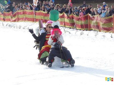 Zjazdy na byle czym, fot. InfoBeskidy.eu