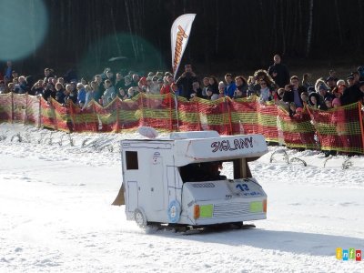 Zjazdy na byle czym, fot. InfoBeskidy.eu