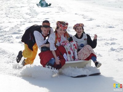 Zjazdy na byle czym, fot. InfoBeskidy.eu