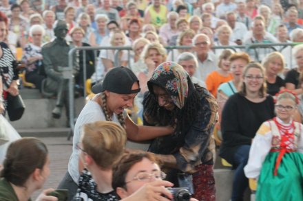 Fragment występu Zespołu "Mietniowiacy"