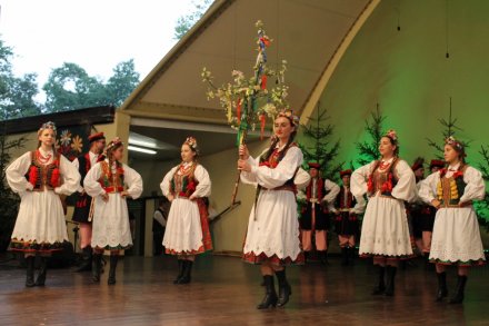 Fragment występu Zespołu "Mietniowiacy"