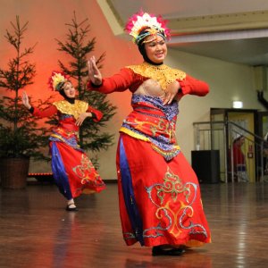 Fragment występu zespołu z Indonezji