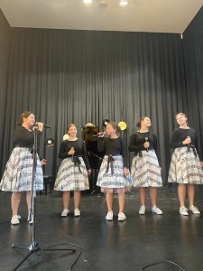 KONKURS PIOSENKI POLSKIEJ "NA CAŁY GŁOS"