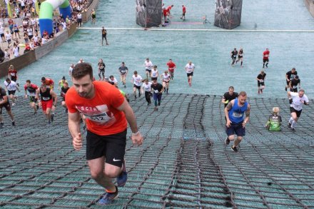 Po starcie kolejnej fali