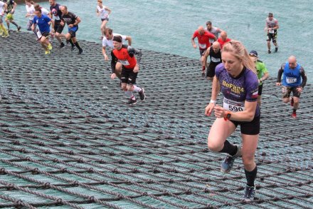 Uczestnicy zawodów na trasie