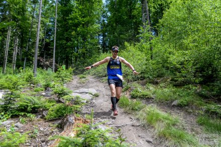 Uczestnicy V Półmaratonu Wiślańskiego i Wiślańskiej Dziesiątki