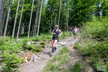 Uczestnicy V Półmaratonu Wiślańskiego i Wiślańskiej Dziesiątki