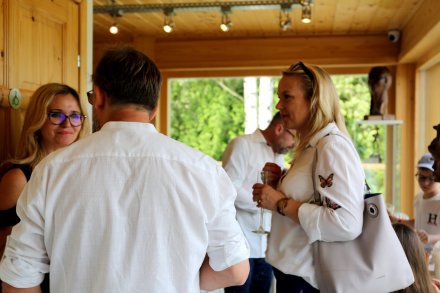 Wernisaż wystawy prac Jakuba Gniadzika