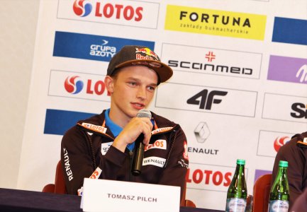 Tomasz Pilch podczas konferencji