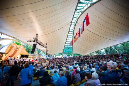 Amfiteatr był po brzegi wypełniony publicznością