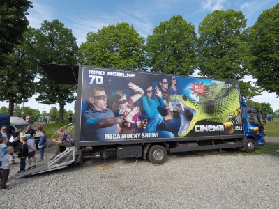 Mobilne kino 7d