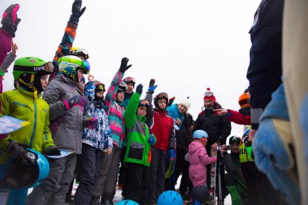 Prelekcja policji na temat bezpieczeństwa na stoku
