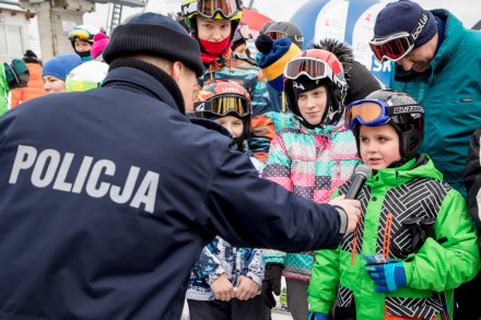 Działania profilaktyczne policji - fot. Tomasz Żak/UMWŚ