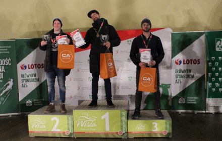 Ceremonia rozdania nagród i pucharów w amfiteatrze