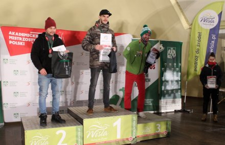 Ceremonia rozdania nagród i pucharów w amfiteatrze