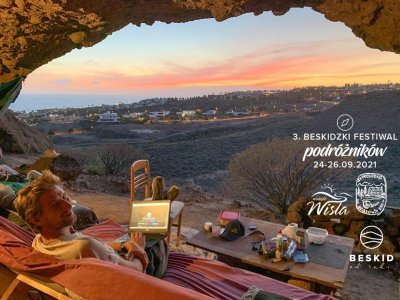 Jak żyje się w jaskini na Wyspach Kanaryjskich opowie Zdzich Rabenda