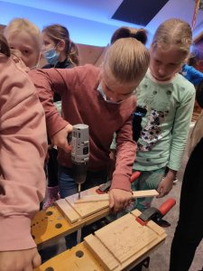 Centrum ekologiczne - wykonywanie wiatraczków