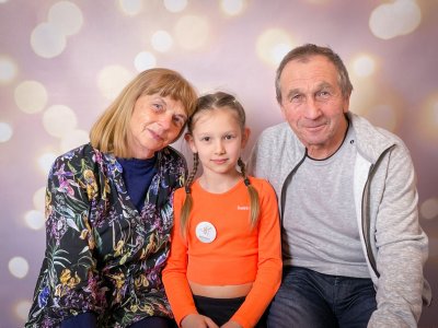 Występy grup tanecznych z okazji Dnia Babci i Dziadka