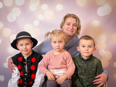 Występy grup tanecznych z okazji Dnia Babci i Dziadka