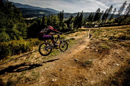 Fragment downhillu na Stożku