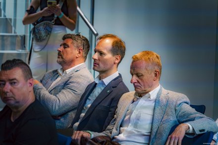 Konferencja prasowa przed otwarciem Beskidzkiego Centrum Narciarstwa