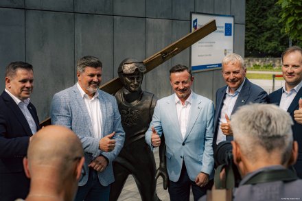 Konferencja prasowa przed otwarciem Beskidzkiego Centrum Narciarstwa